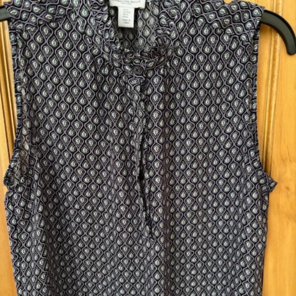 Carolina Belle ruffle collar print sleeveless blouse - Picture 4 of 4